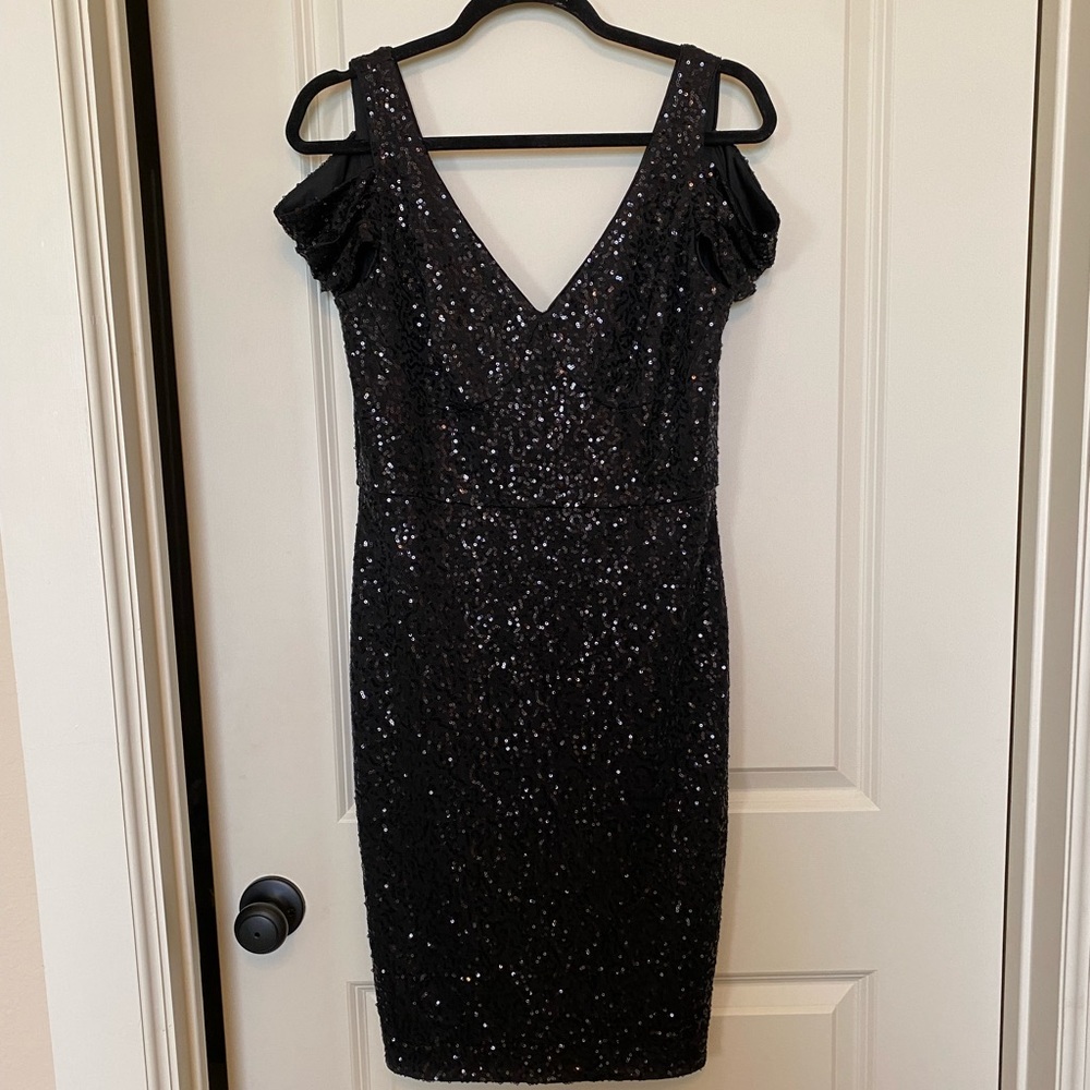Calvin Klein Black Sequin cold shoulder  cocktail or party Dress Size 8
